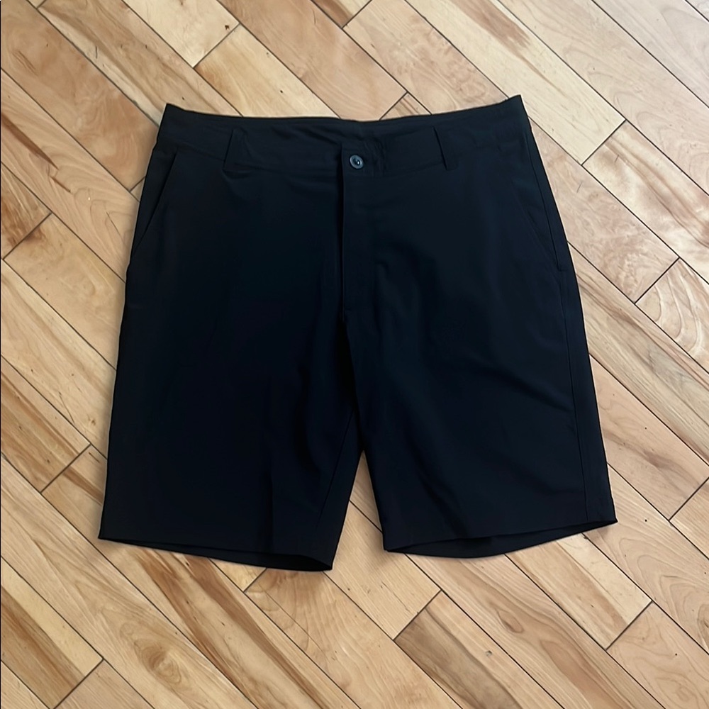 Men's Columbia shorts.